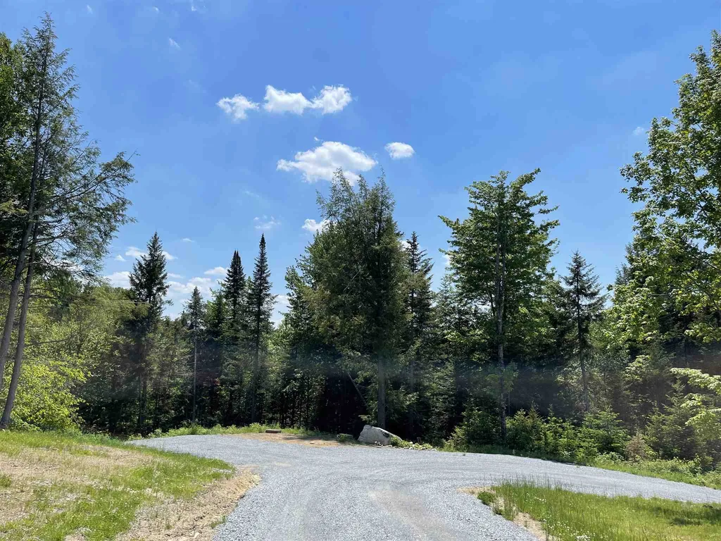 8 Kimball Hill Road Topsham VT 05076