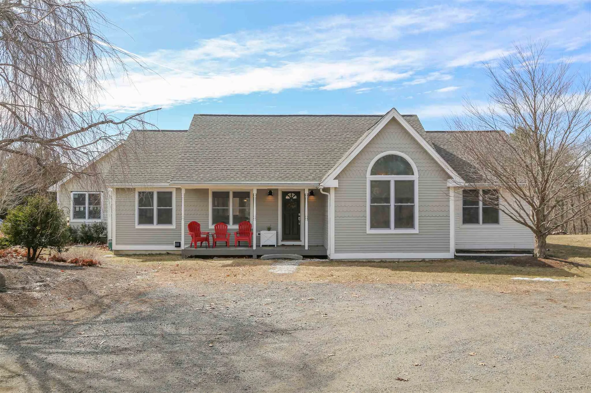 52 Main Avenue South Hampton NH 03827