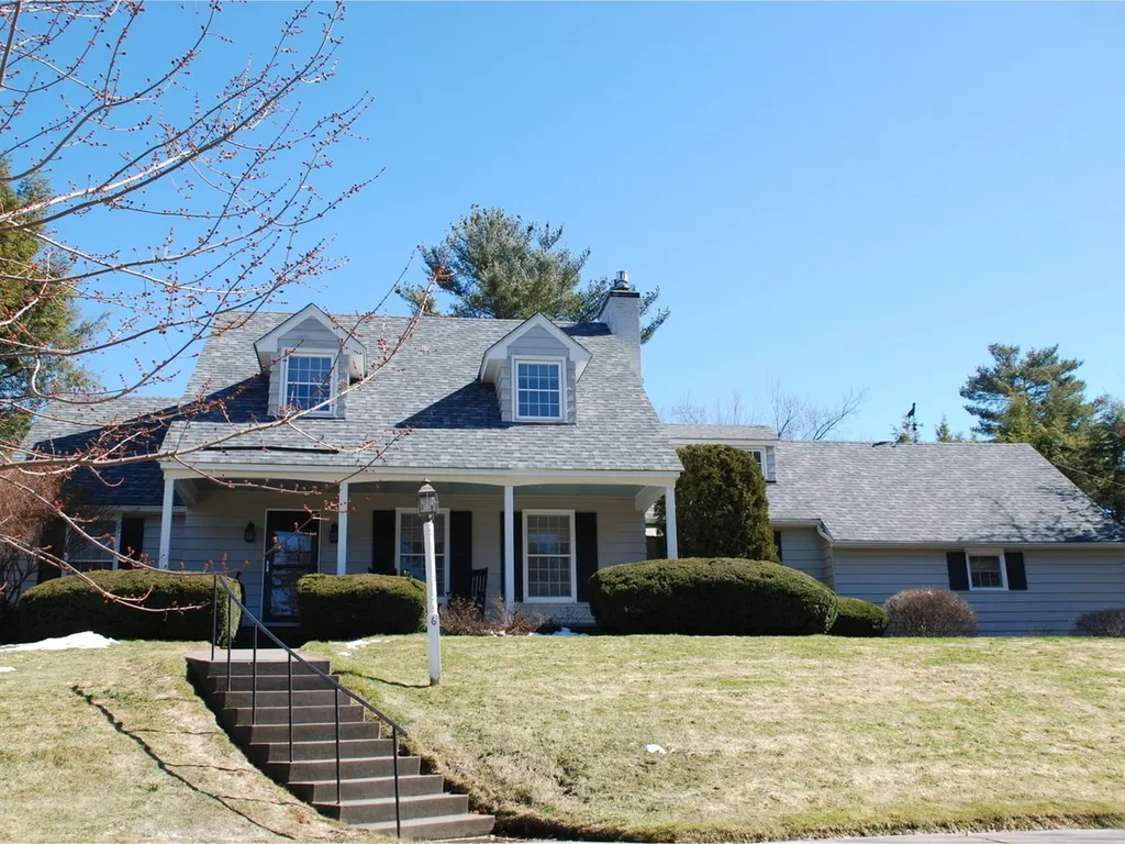 6 Summit Ridge Burlington VT 05401