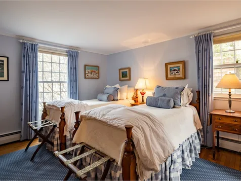 6 Summit Ridge Burlington VT 05401