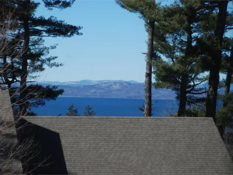 6 Summit Ridge Burlington VT 05401