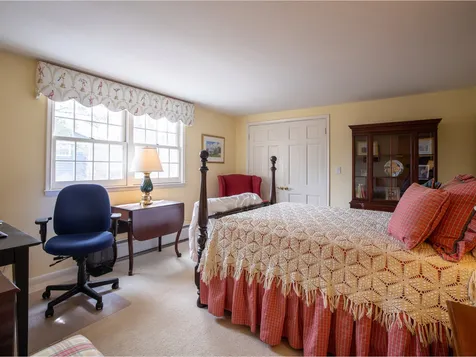 6 Summit Ridge Burlington VT 05401