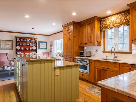 6 Summit Ridge Burlington VT 05401