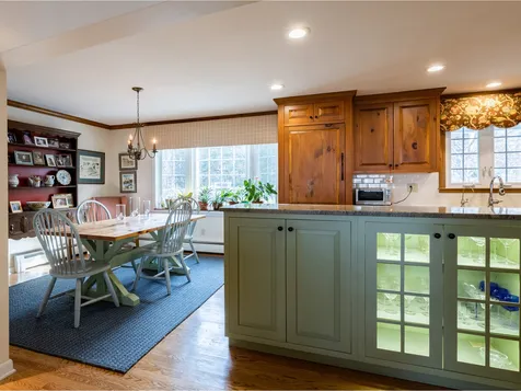 6 Summit Ridge Burlington VT 05401
