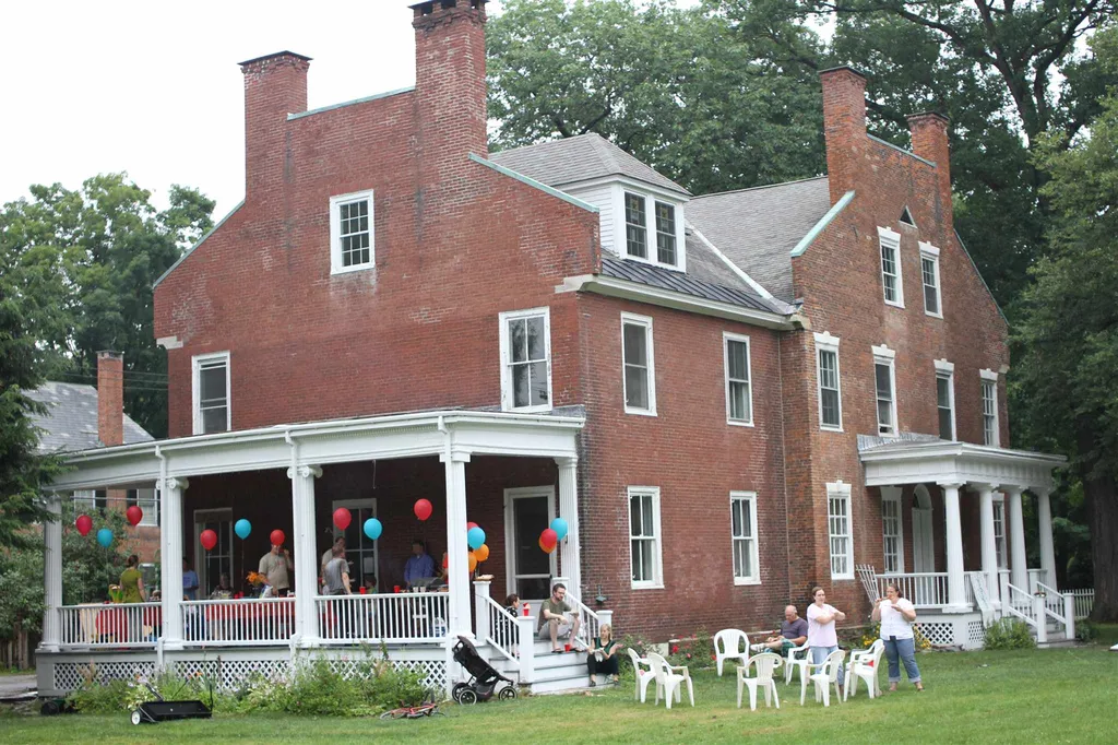 26 Main Street Windsor VT 05089
