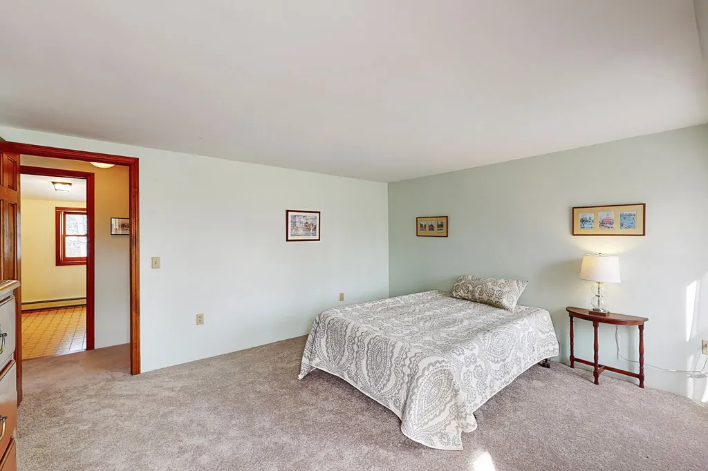45 Sewall Road Wolfeboro NH 03894