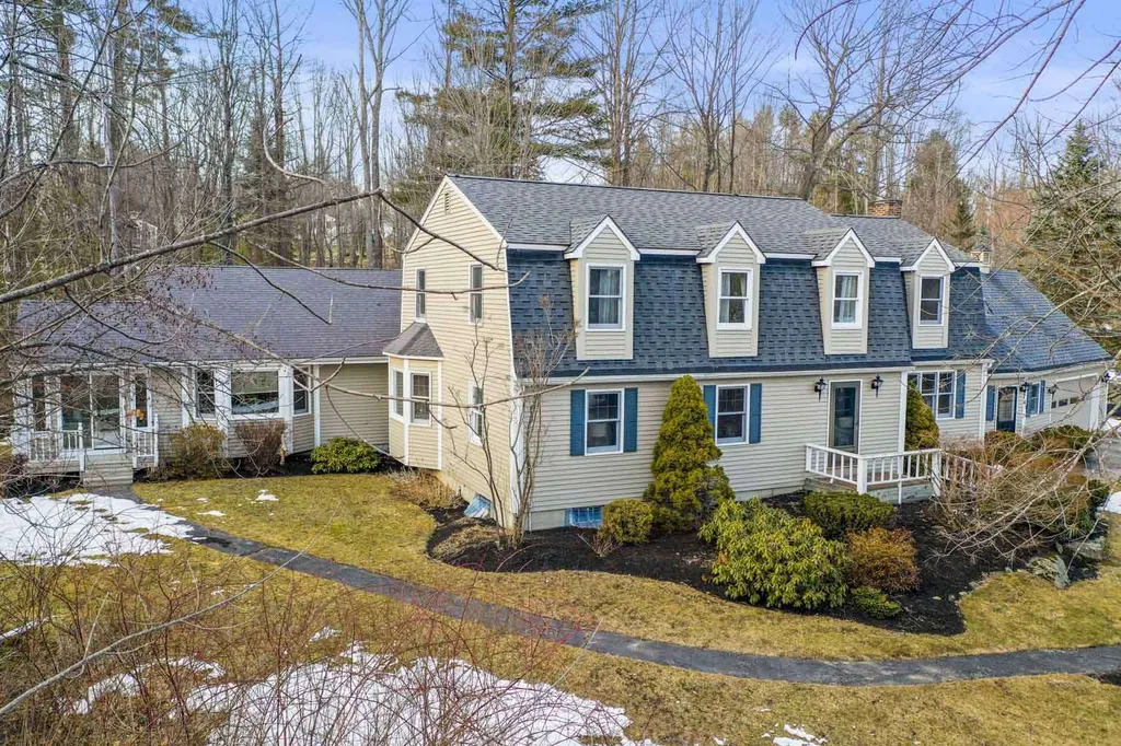 45 Sewall Road Wolfeboro NH 03894