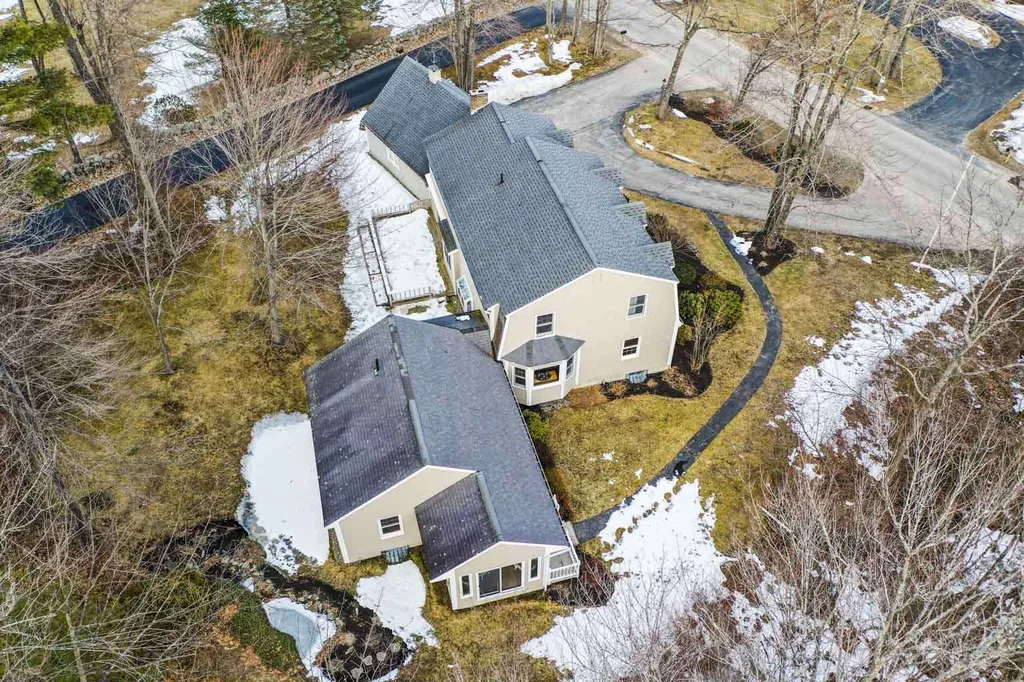 45 Sewall Road Wolfeboro NH 03894
