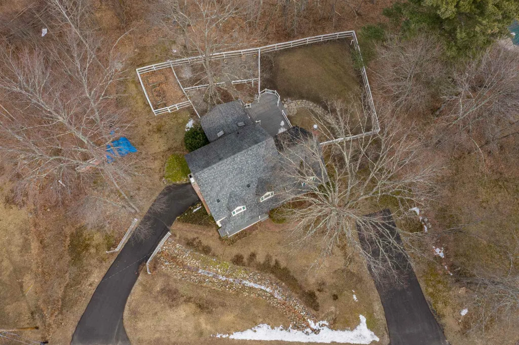 22 Marilyn Park Drive Hampstead NH 03841