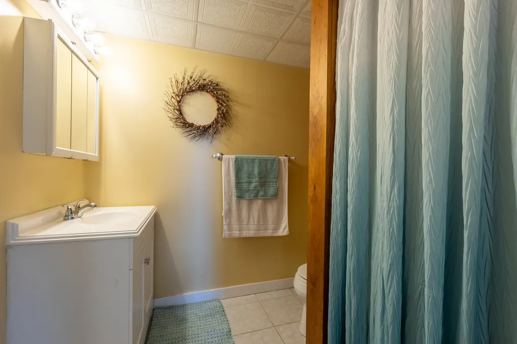 182 Smith Road Lebanon ME 04027-3121