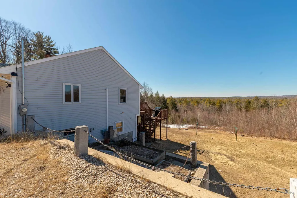 182 Smith Road Lebanon ME 04027-3121