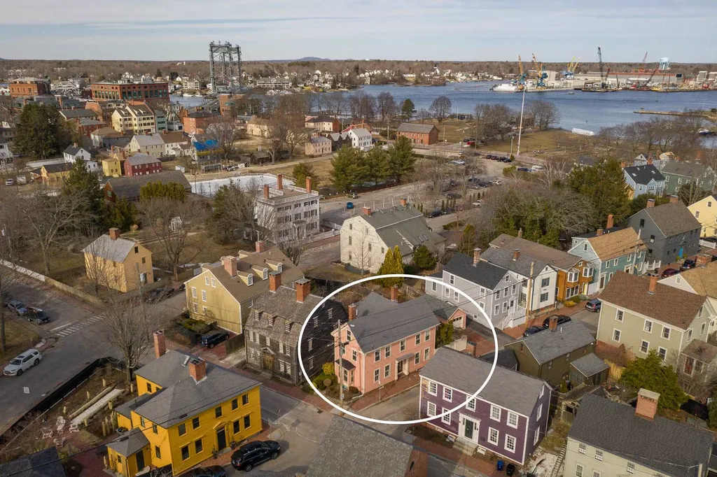 55 Gates Street Portsmouth NH 03801