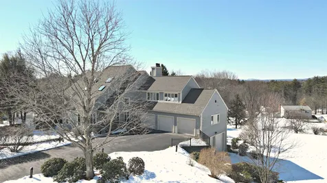 290 Hermit Road Manchester NH 03109