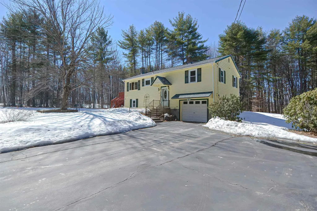 49 Oak Hill Road Salisbury NH 03268