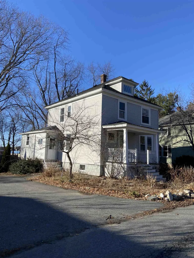 8 Granite Avenue Salem NH 03079