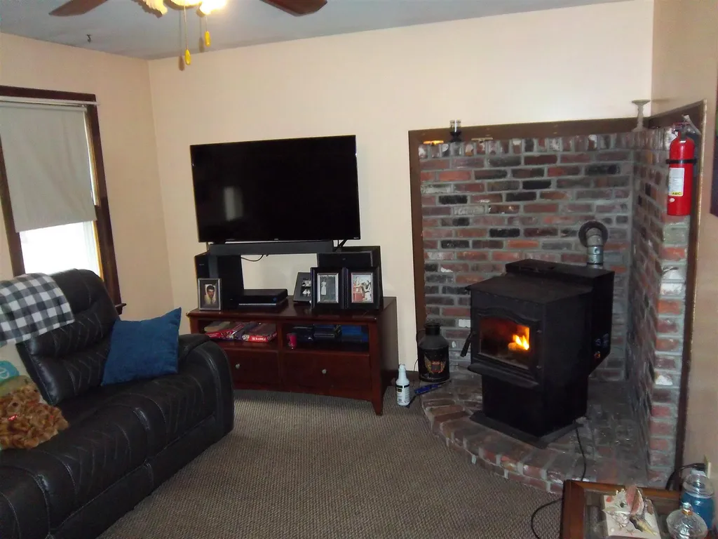 19-21 Shady Lane Milford NH 03055