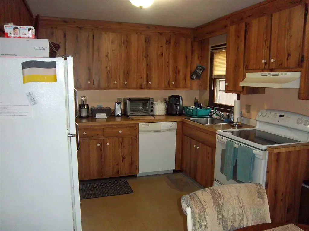 19-21 Shady Lane Milford NH 03055