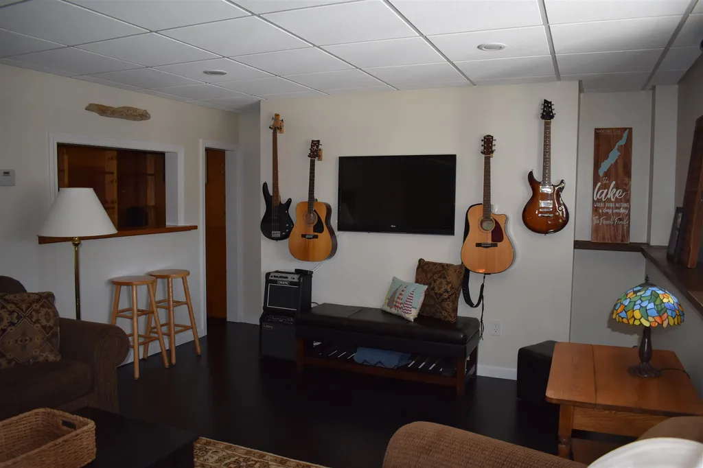 399 Shaker Boulevard Enfield NH 03748