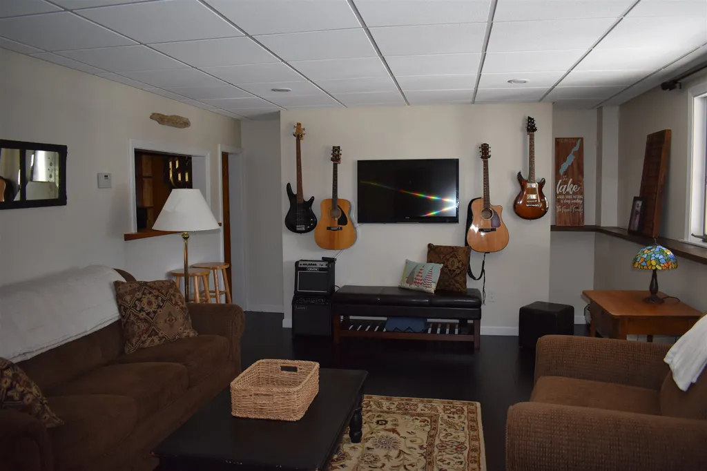 399 Shaker Boulevard Enfield NH 03748