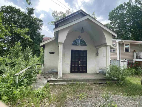 562 & 564 Putney Road Brattleboro VT 05301