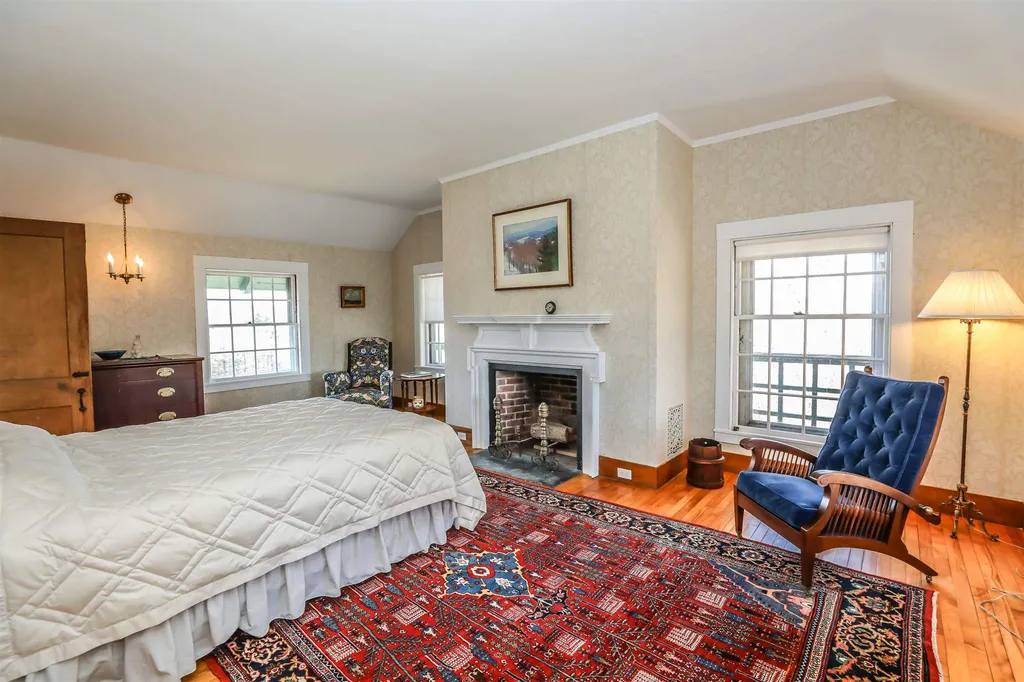 86 High Ridge Road Dublin NH 03444