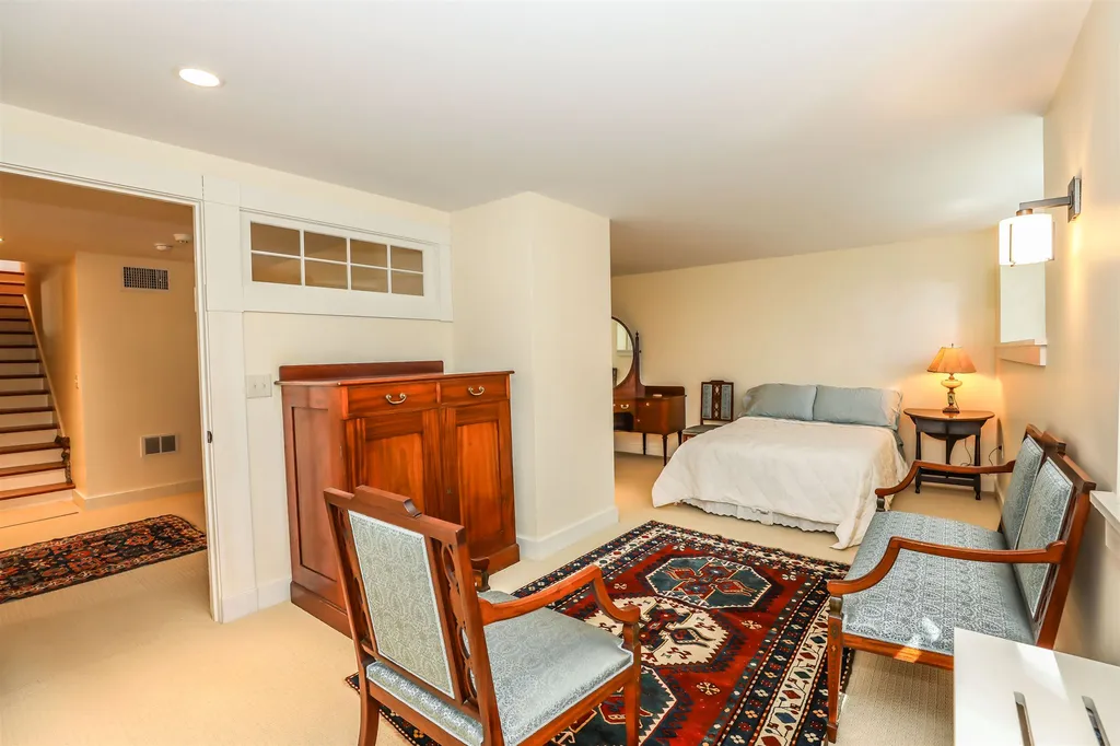 86 High Ridge Road Dublin NH 03444