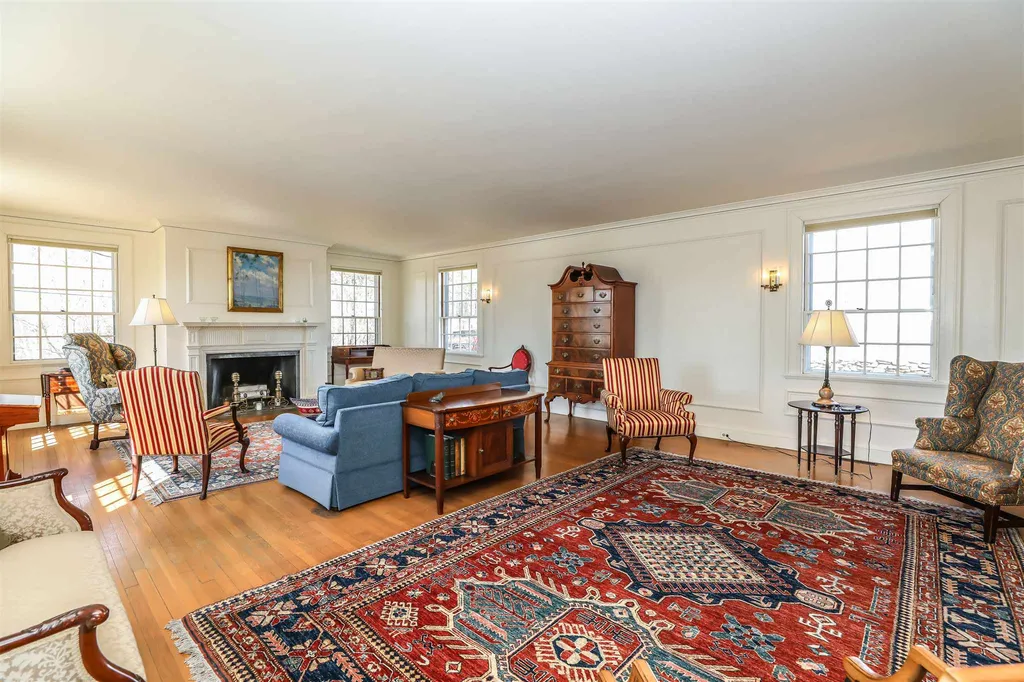 86 High Ridge Road Dublin NH 03444