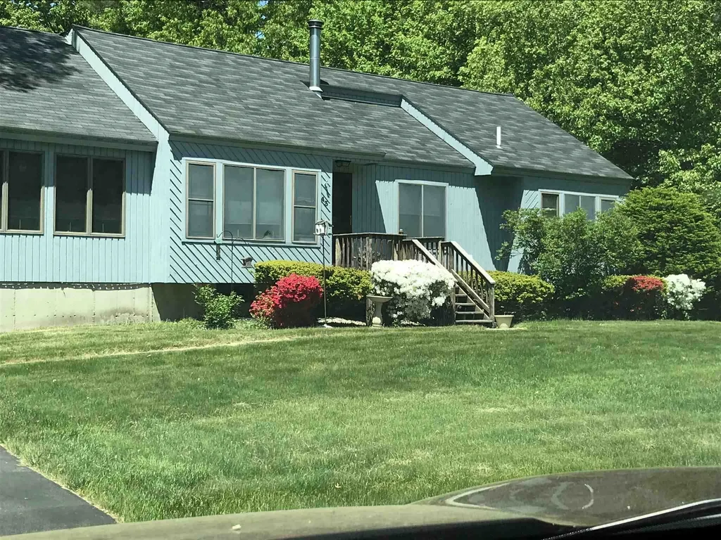 43 Redfield Circle Derry NH 03038
