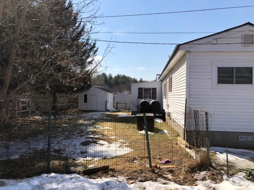 9 Willow Court Winchester NH 03470