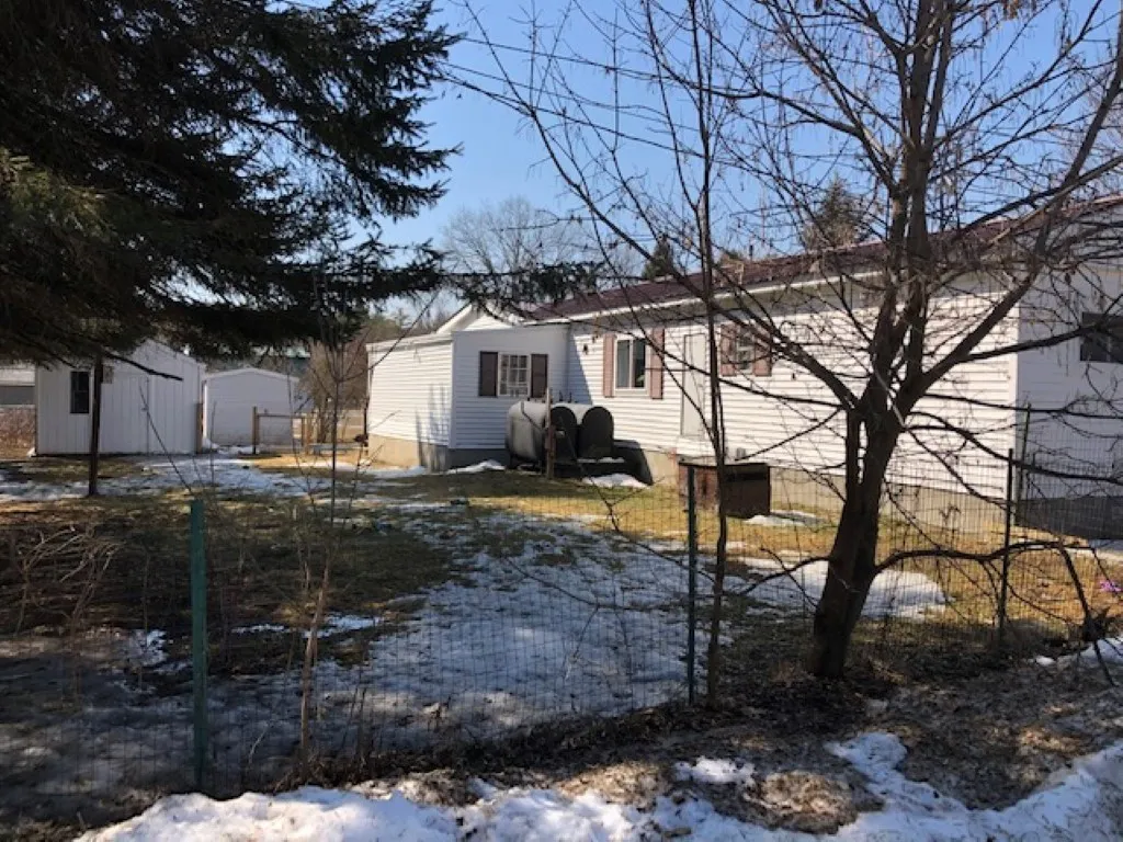9 Willow Court Winchester NH 03470