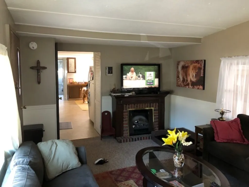 9 Willow Court Winchester NH 03470