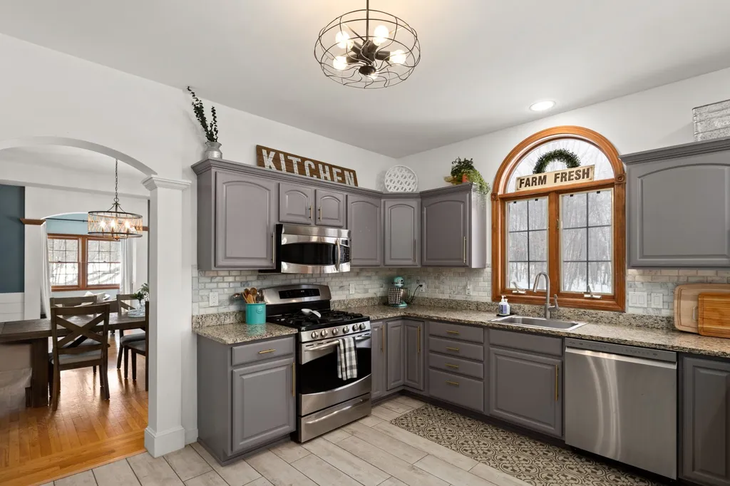 565 Ledgewood Drive Williston VT 05495