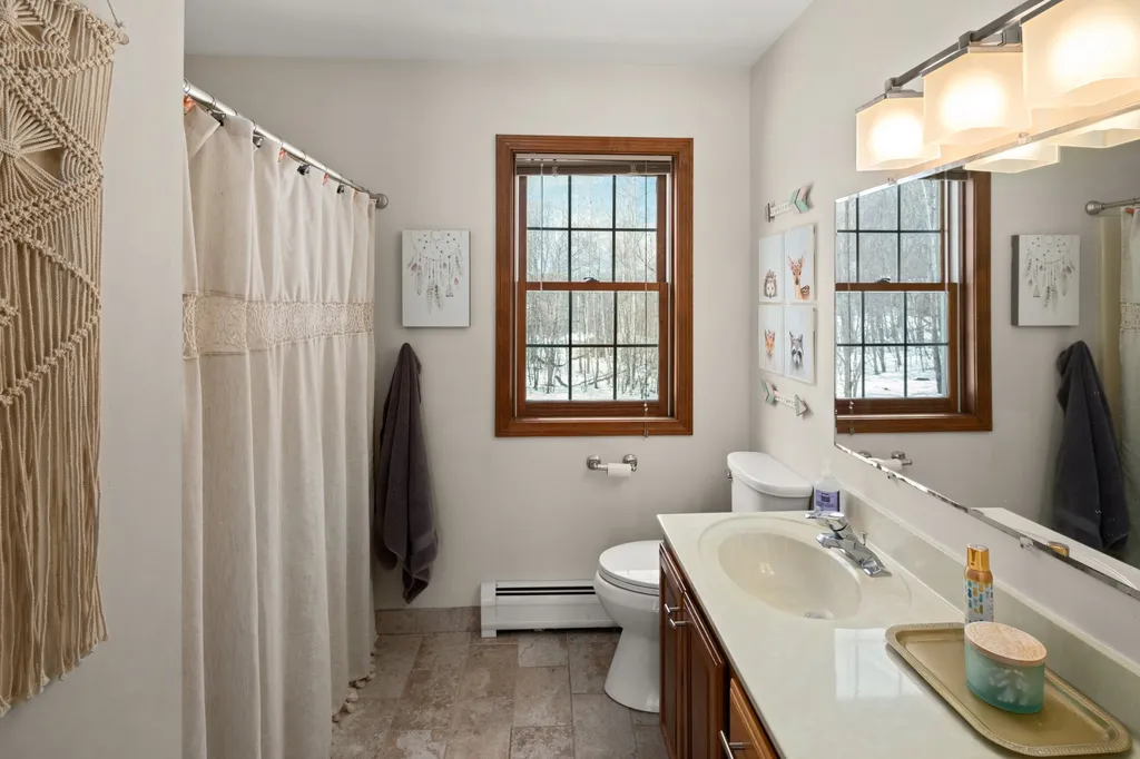 565 Ledgewood Drive Williston VT 05495