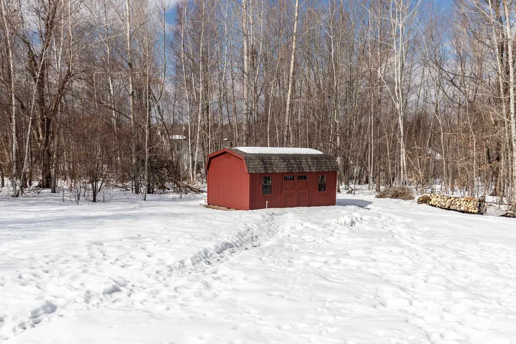 565 Ledgewood Drive Williston VT 05495
