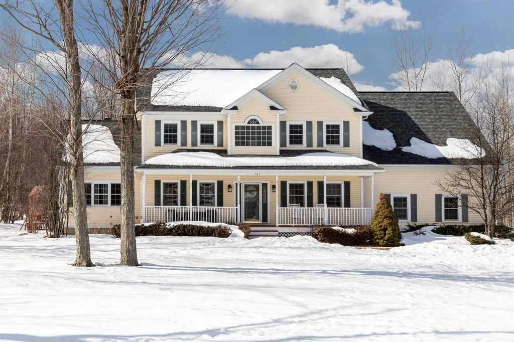 565 Ledgewood Drive Williston VT 05495