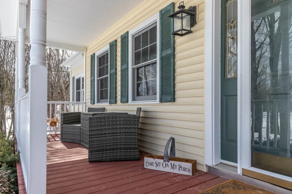 565 Ledgewood Drive Williston VT 05495