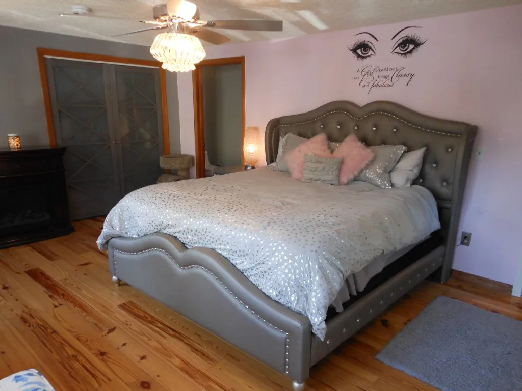 30 Walnut Hill Road Derry NH 03038