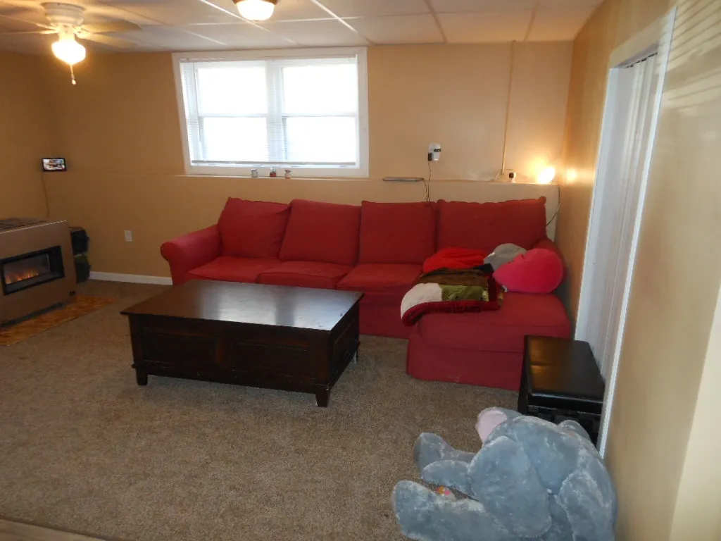 30 Walnut Hill Road Derry NH 03038