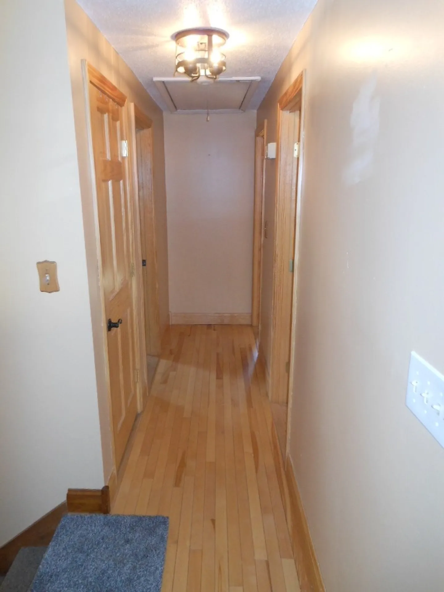 30 Walnut Hill Road Derry NH 03038