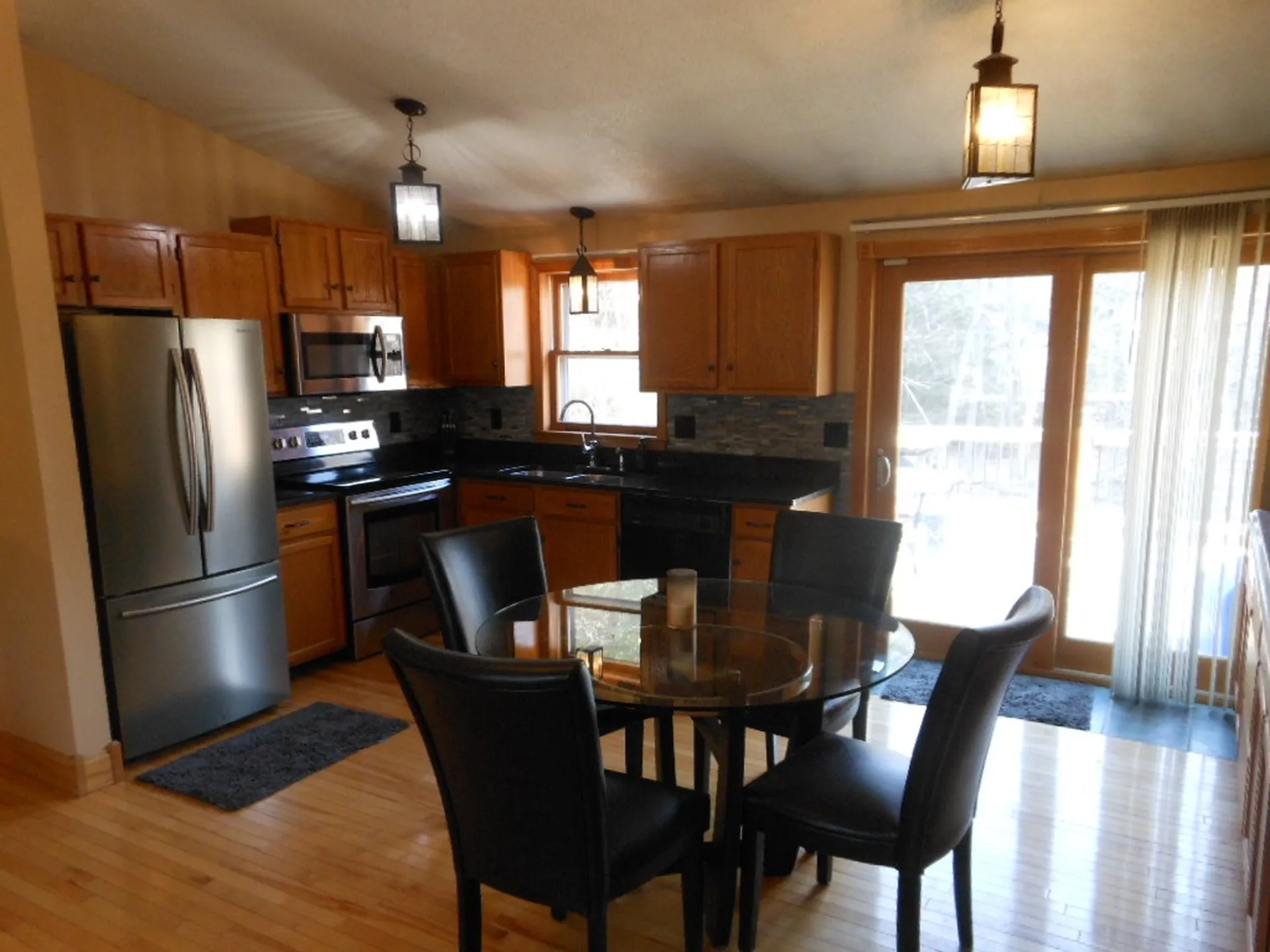 30 Walnut Hill Road Derry NH 03038
