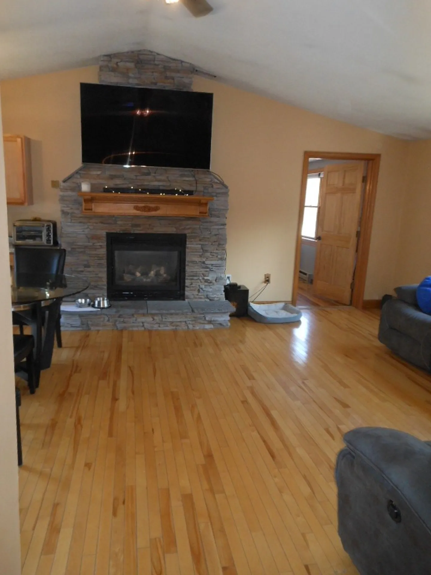 30 Walnut Hill Road Derry NH 03038