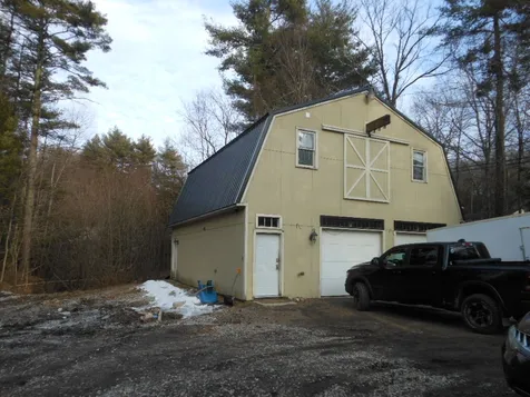 30 Walnut Hill Road Derry NH 03038