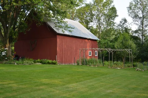 825 South End Road North Hero VT 05474