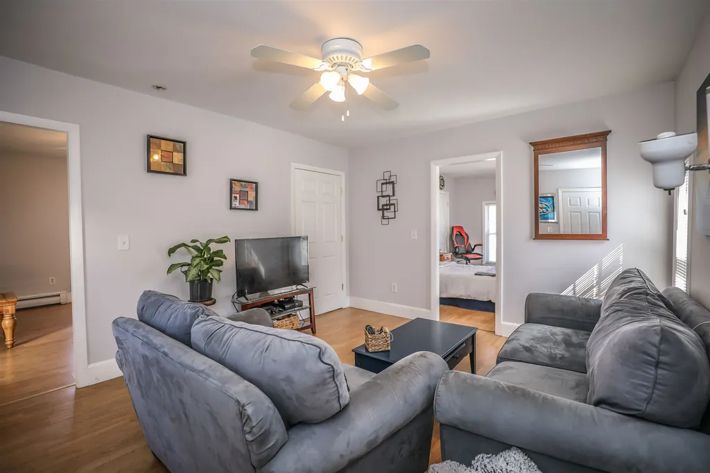 644 Pine Street Manchester NH 03104
