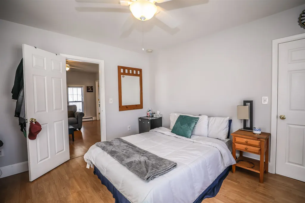 644 Pine Street Manchester NH 03104