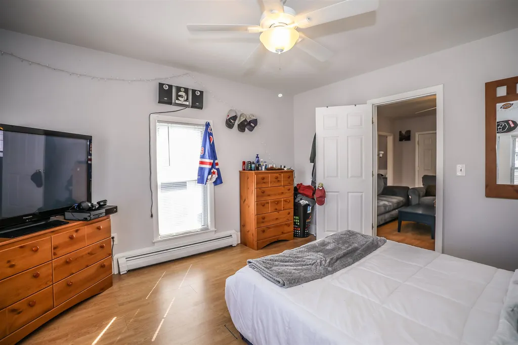 644 Pine Street Manchester NH 03104