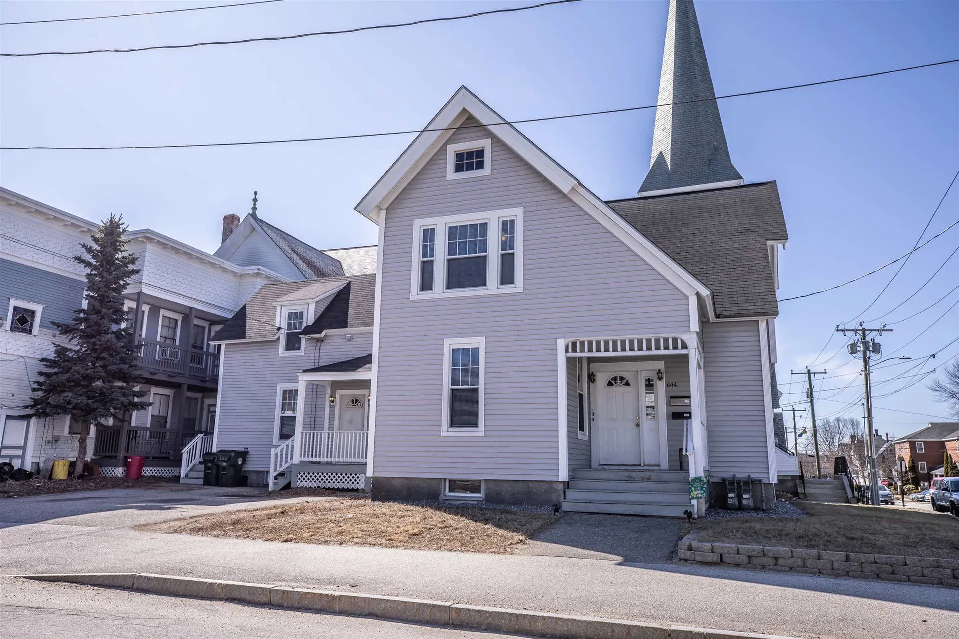 644 Pine Street Manchester NH 03104