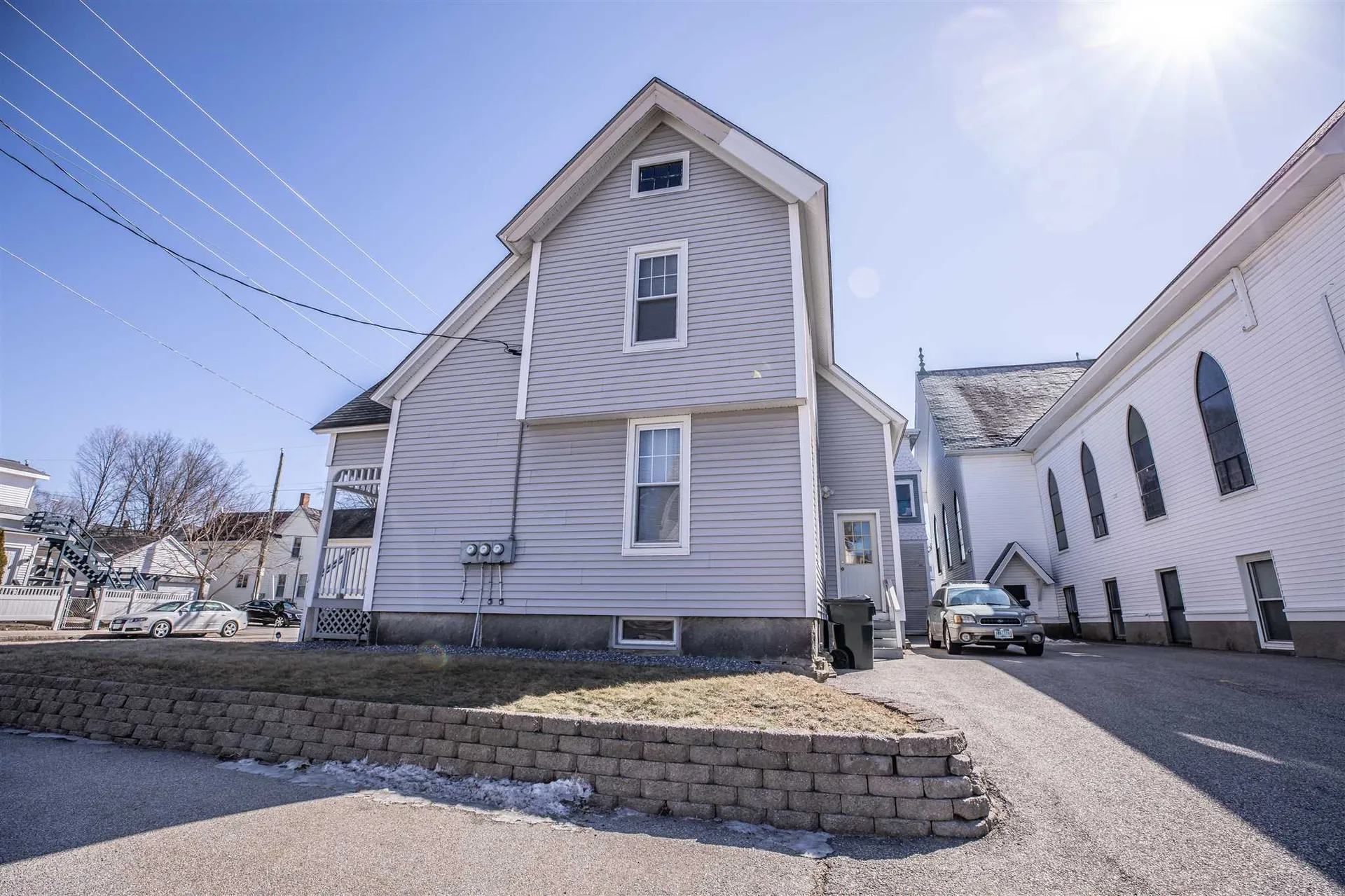 644 Pine Street Manchester NH 03104