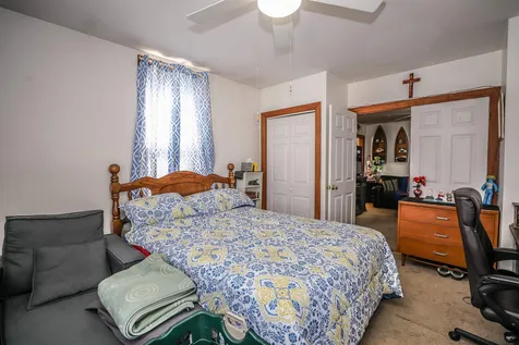 644 Pine Street Manchester NH 03104