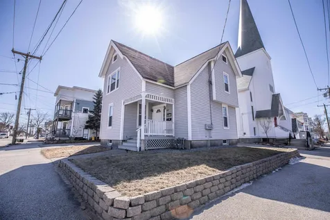 644 Pine Street Manchester NH 03104